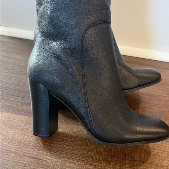 Kenneth Cole New York Justin Black Heeled Boots - Picture 11 of 16